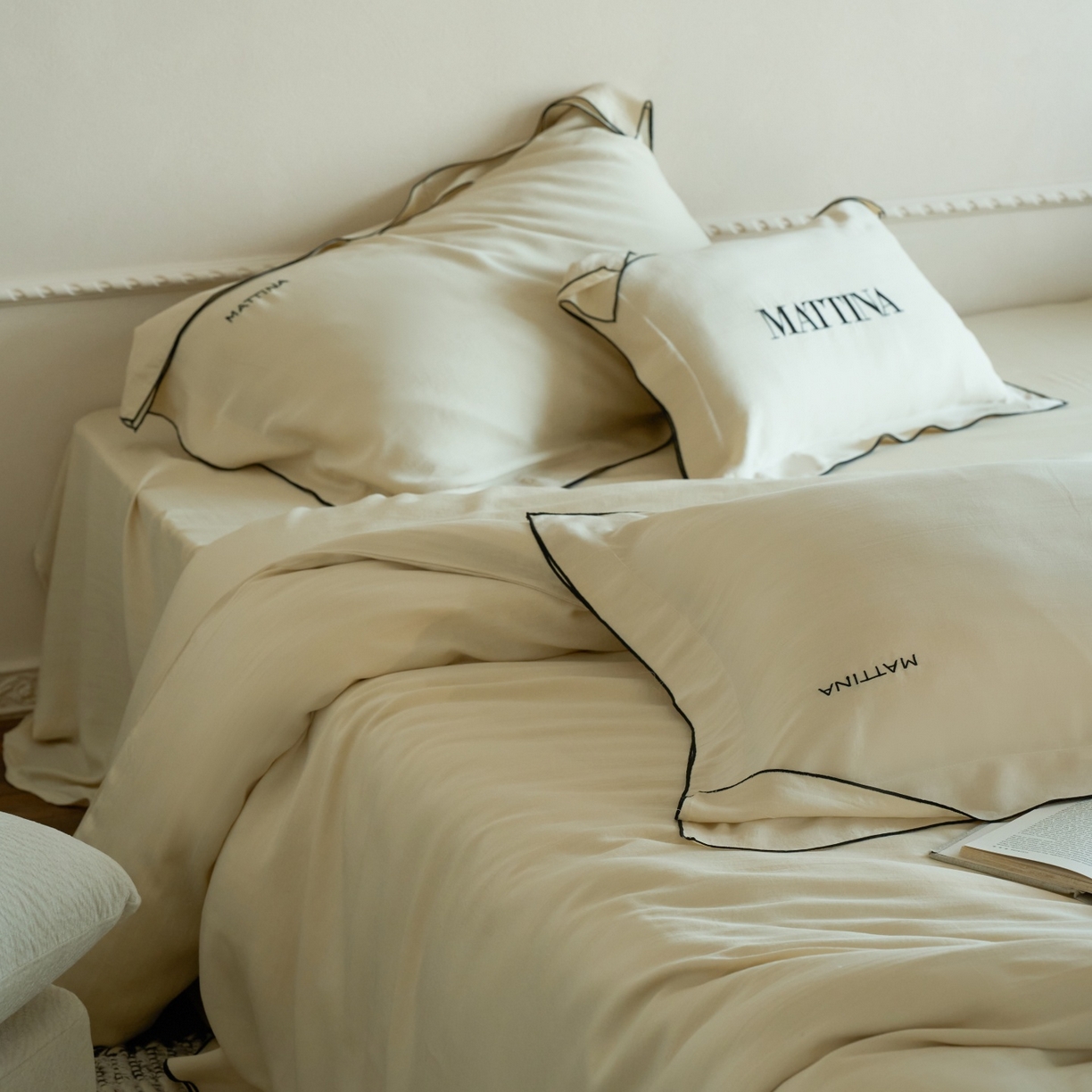 91家纺网 家纺一手货源 找家纺 （总）安莱生活 2026新款天丝砂洗母婴级A类（含报告）轻氧天丝叙“奶芙”刺绣四件套 奶芙系列