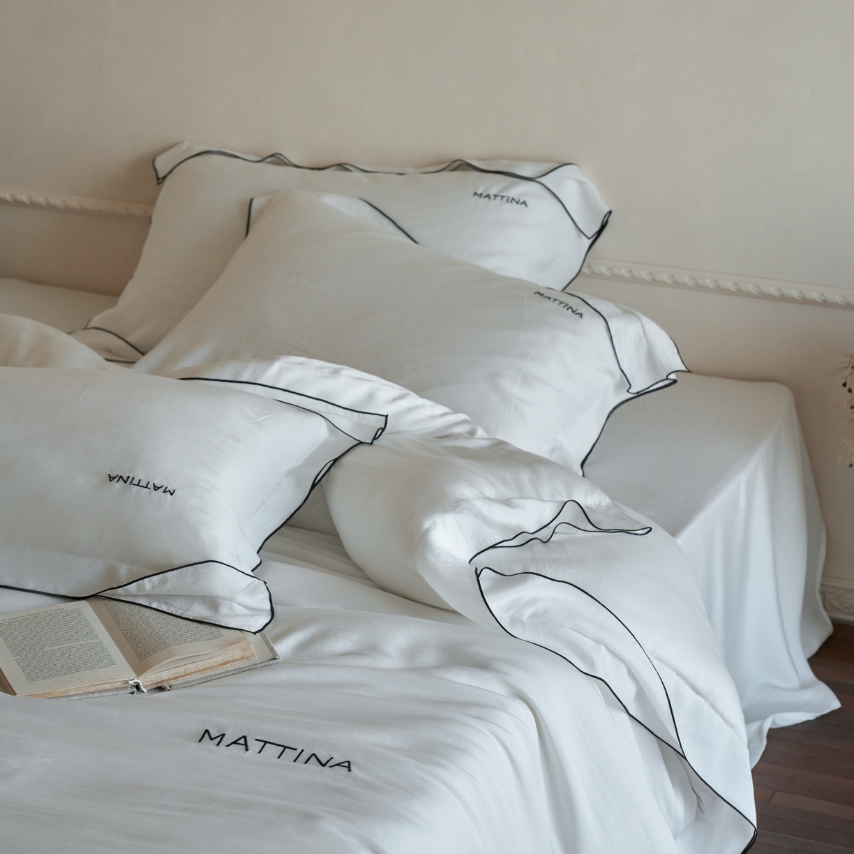 91家纺网 家纺一手货源 找家纺 安莱生活 2026新款天丝砂洗母婴级A类（含报告）轻氧天丝叙“奶芙”刺绣四件套 奶芙系列 奶芙-乳白