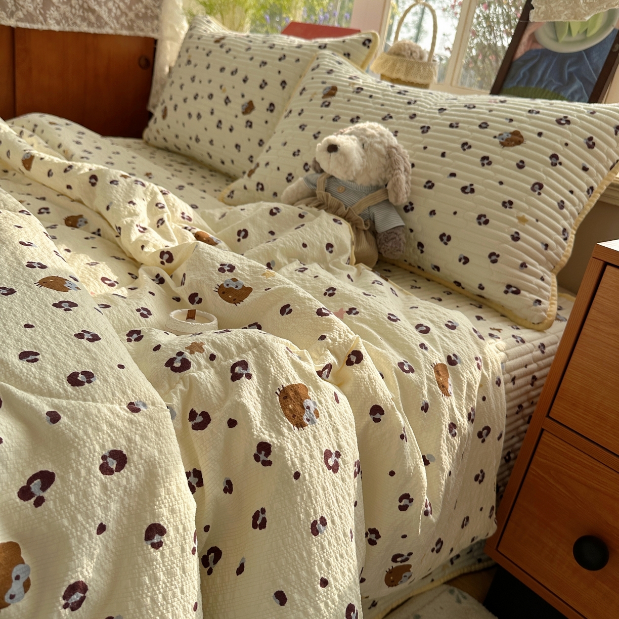 91家纺网 家纺一手货源 找家纺 初念 2026新款高品质A类泡芙纱床盖夏被四件套-青提系列（晚风渐热，温柔续夏） 青提-豹纹黄星