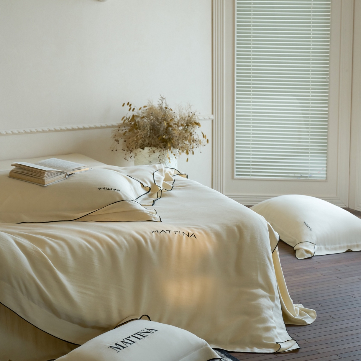 91家纺网 家纺一手货源 找家纺 安莱生活 2026新款天丝砂洗母婴级A类（含报告）轻氧天丝叙“奶芙”刺绣四件套 奶芙系列 奶芙-香槟金