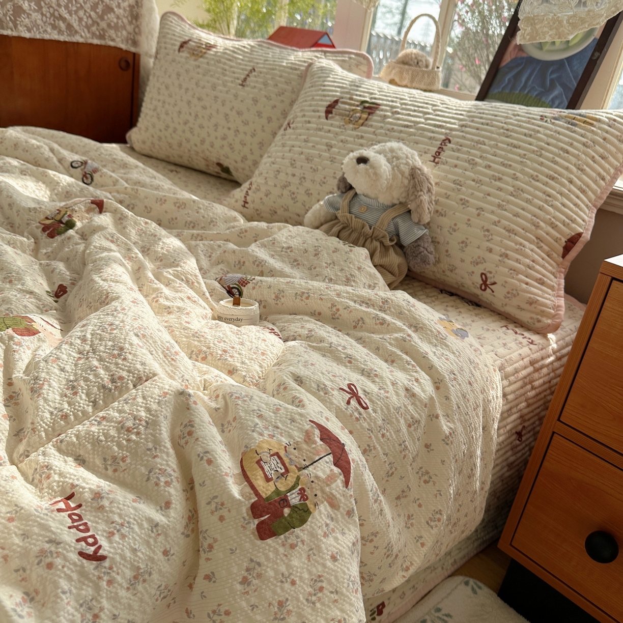 91家纺网 家纺一手货源 找家纺 初念 2026新款高品质A类泡芙纱床盖夏被四件套-青提系列（晚风渐热，温柔续夏） 青提-躲雨小兔