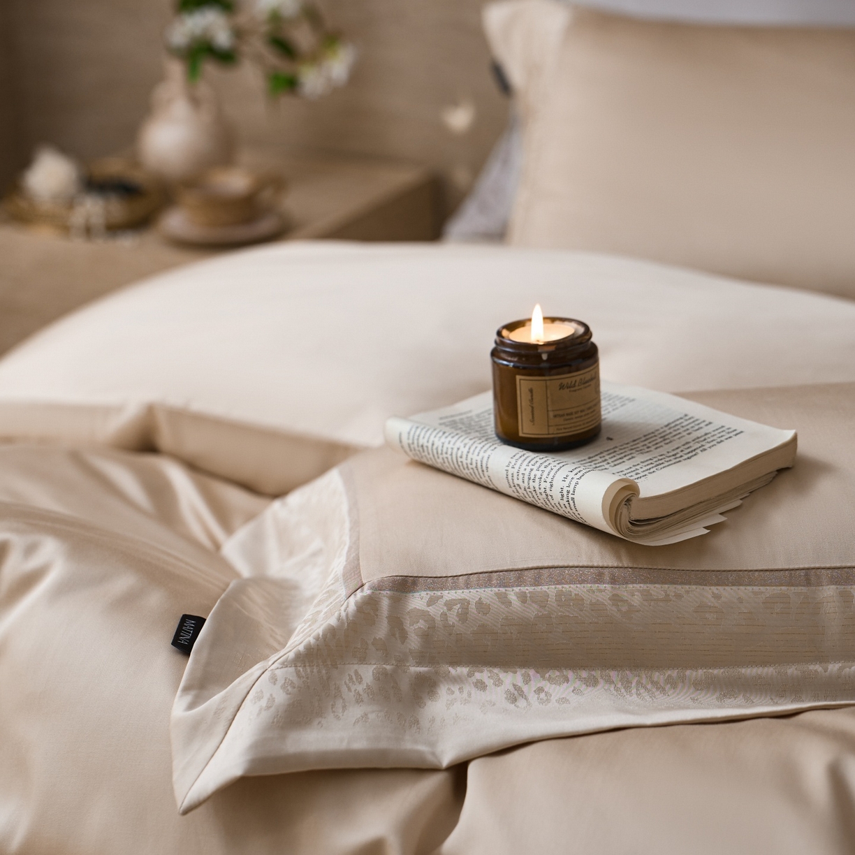 91家纺网 家纺一手货源 找家纺 安莱生活 2026新款天丝棉豹影锦边边条绣花拼接款四件套 豹影锦边系列 豹影锦边-琥珀