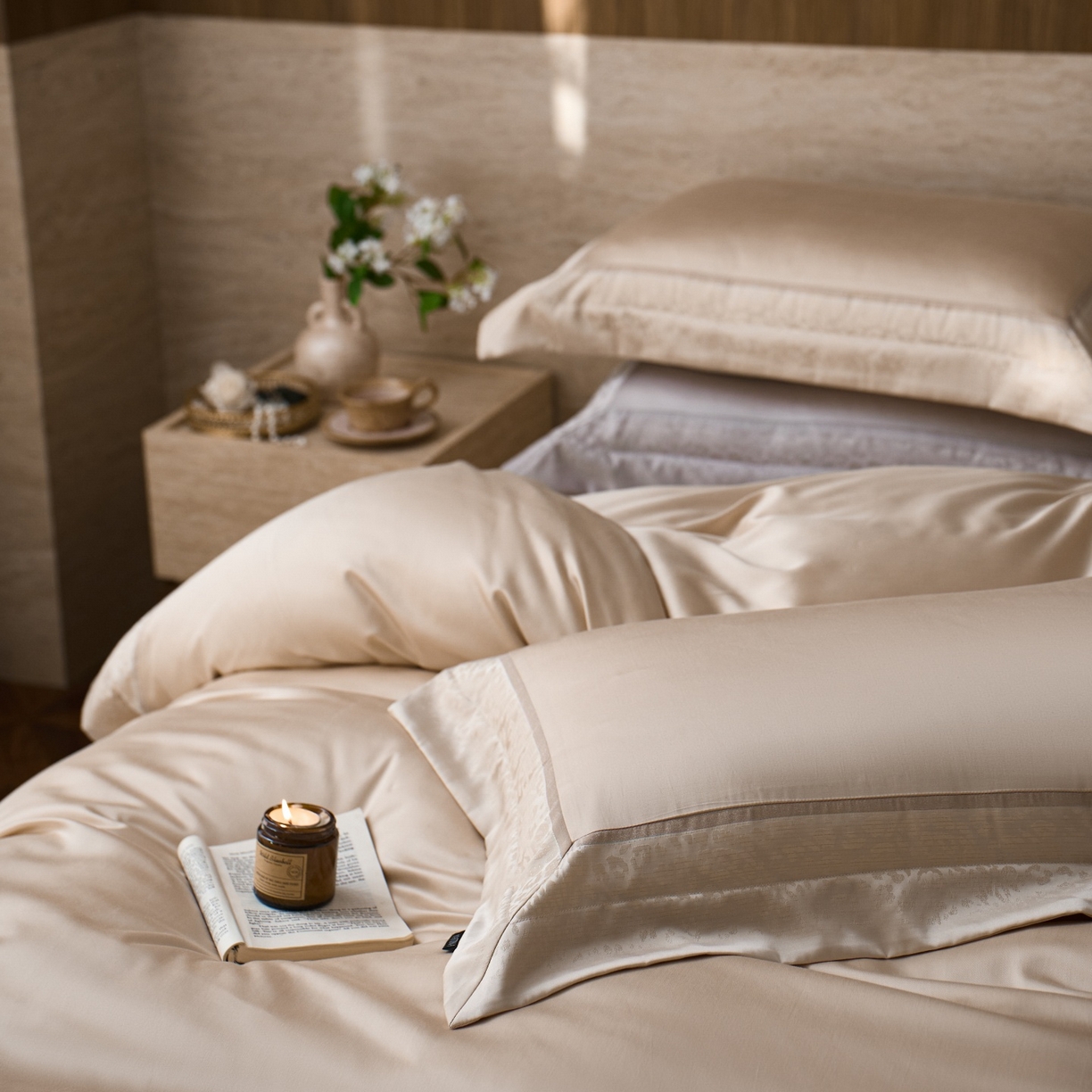 91家纺网 家纺一手货源 找家纺 安莱生活 2026新款天丝棉豹影锦边边条绣花拼接款四件套 豹影锦边系列 豹影锦边-琥珀