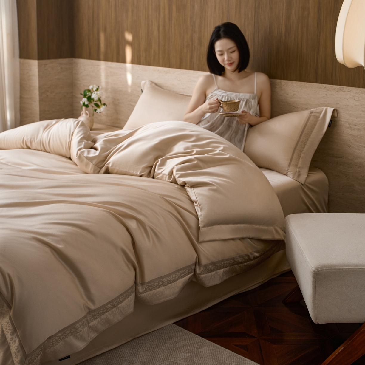 91家纺网 家纺一手货源 找家纺 安莱生活 2026新款天丝棉豹影锦边边条绣花拼接款四件套 豹影锦边系列 豹影锦边-琥珀