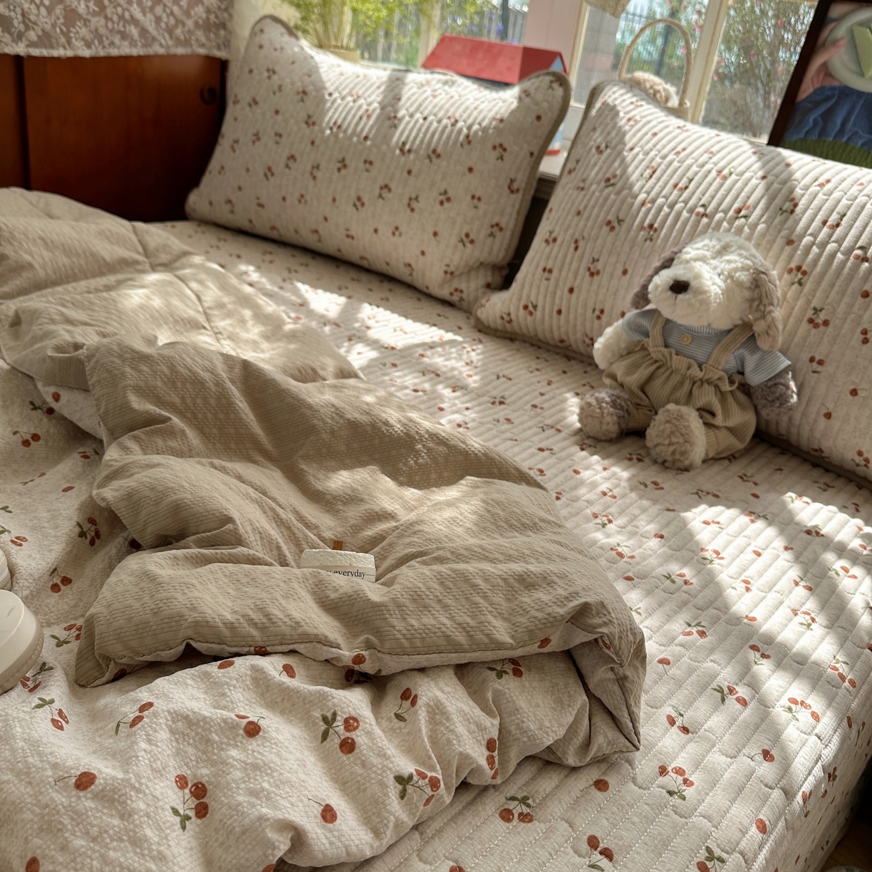 91家纺网 家纺一手货源 找家纺 初念 2026新款高品质A类泡芙纱床盖夏被四件套-青提系列（晚风渐热，温柔续夏） 青提-酒渍樱桃