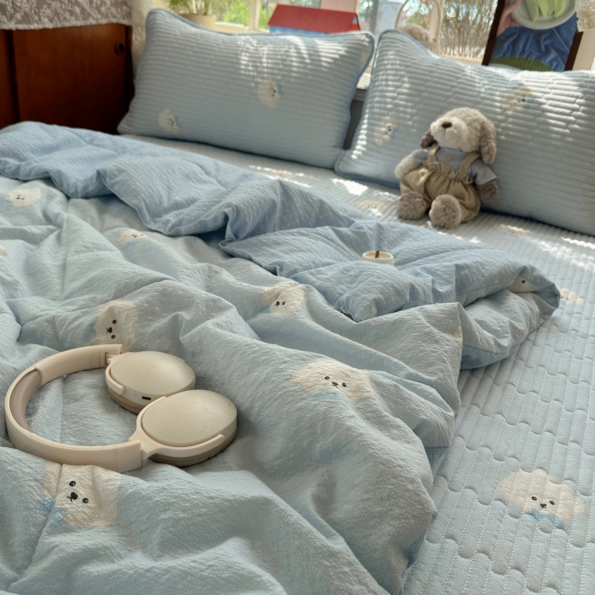 91家纺网 家纺一手货源 找家纺 初念 2026新款高品质A类泡芙纱床盖夏被四件套-青提系列（晚风渐热，温柔续夏） 青提-蓝领结狗