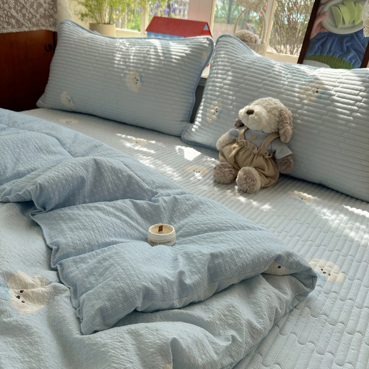 91家纺网 家纺一手货源 找家纺 初念 2026新款高品质A类泡芙纱床盖夏被四件套-青提系列（晚风渐热，温柔续夏） 青提-蓝领结狗