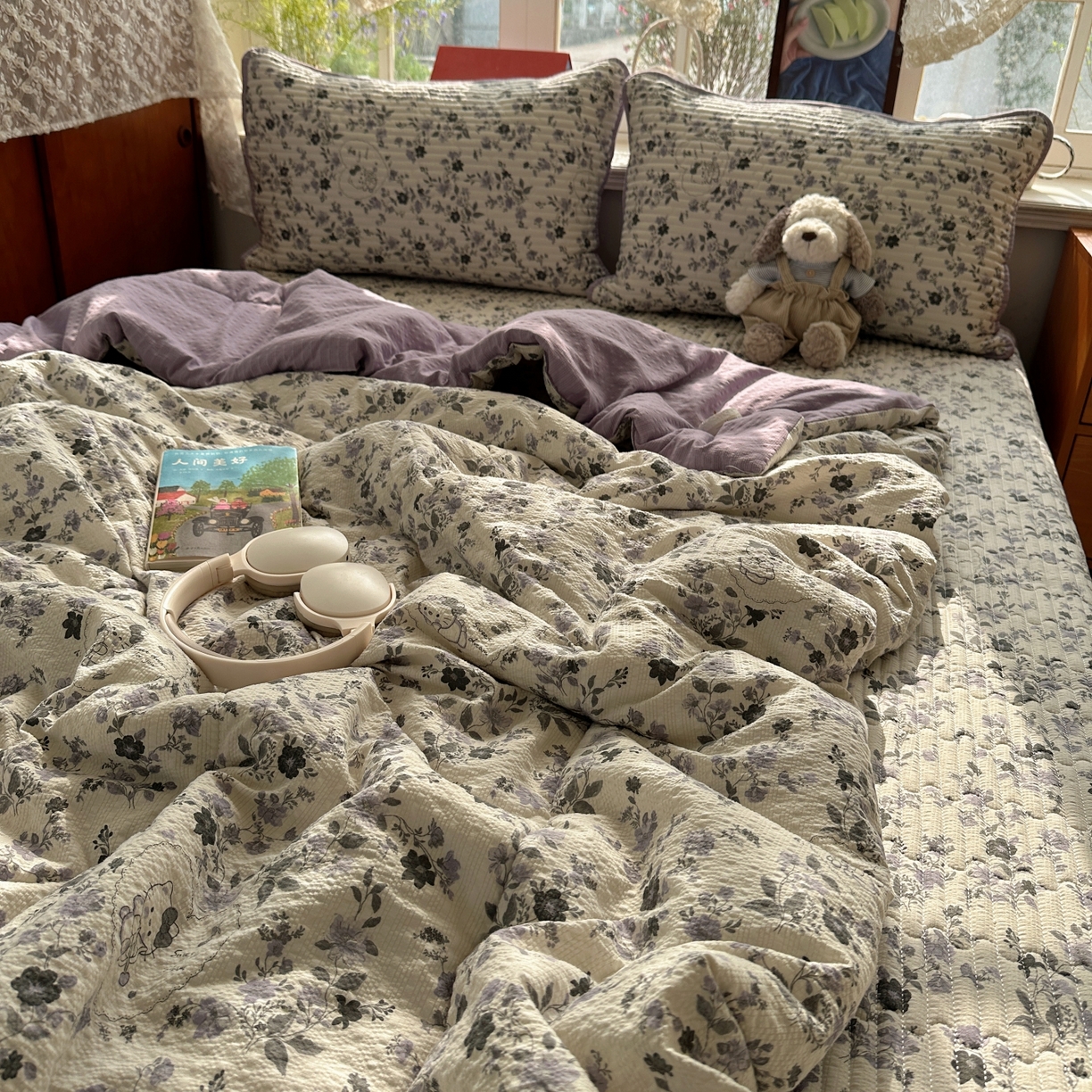 91家纺网 家纺一手货源 找家纺 初念 2026新款高品质A类泡芙纱床盖夏被四件套-青提系列（晚风渐热，温柔续夏） 青提-秘境小紫猫