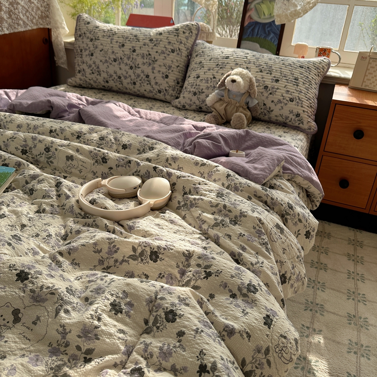 91家纺网 家纺一手货源 找家纺 初念 2026新款高品质A类泡芙纱床盖夏被四件套-青提系列（晚风渐热，温柔续夏） 青提-秘境小紫猫