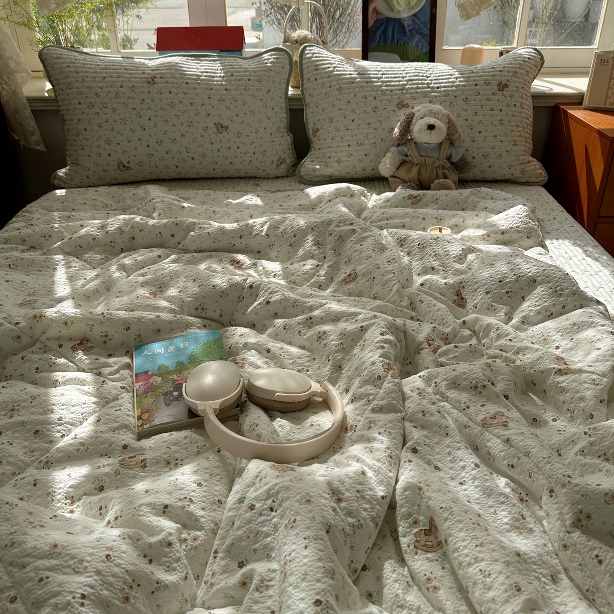 91家纺网 家纺一手货源 找家纺 初念 2026新款高品质A类泡芙纱床盖夏被四件套-青提系列（晚风渐热，温柔续夏） 青提-木马小花团