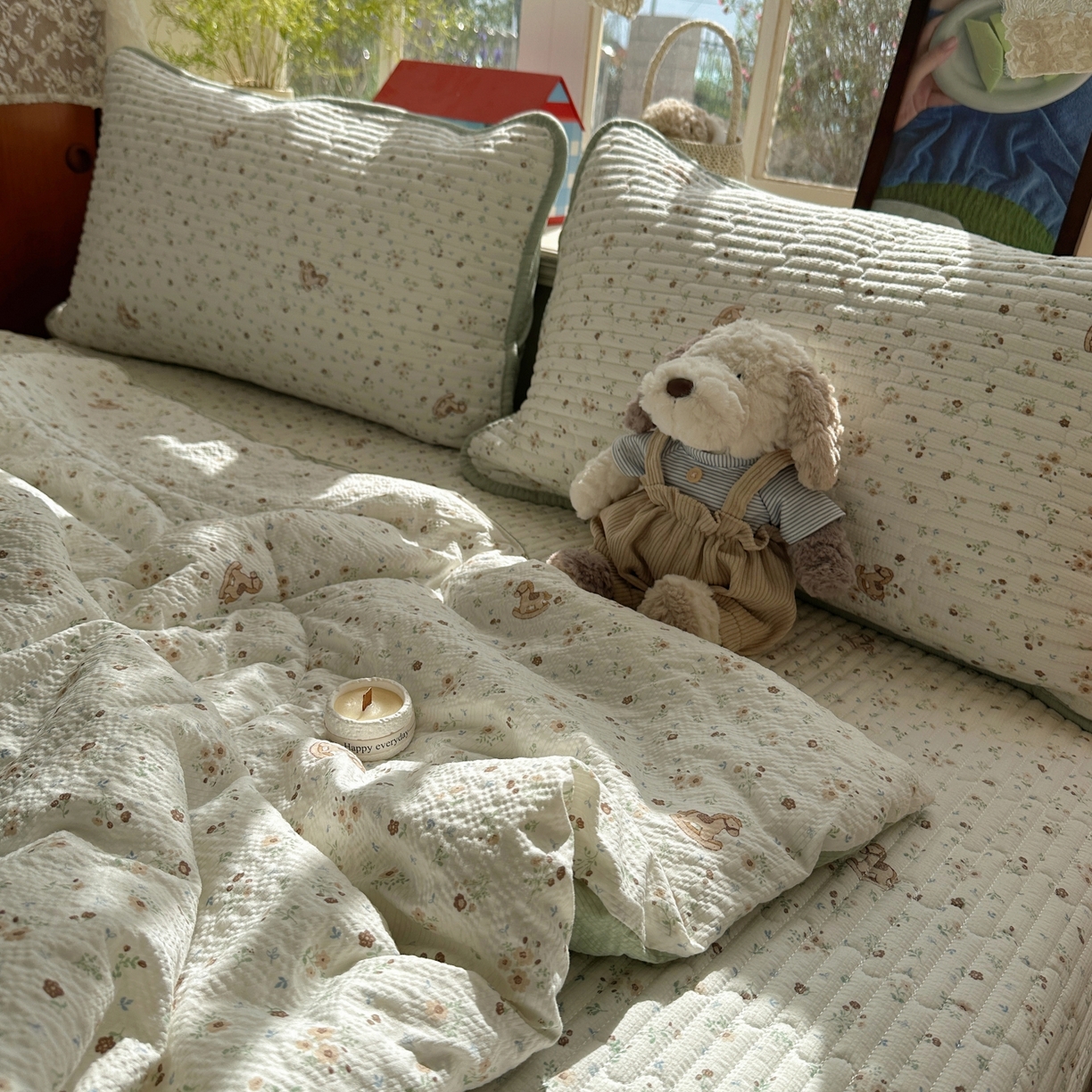 91家纺网 家纺一手货源 找家纺 初念 2026新款高品质A类泡芙纱床盖夏被四件套-青提系列（晚风渐热，温柔续夏） 青提-木马小花团