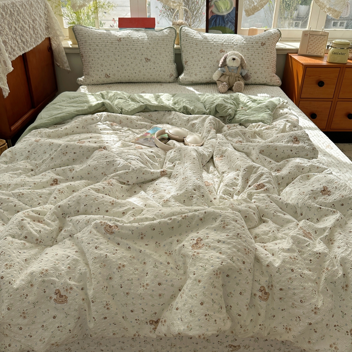 91家纺网 家纺一手货源 找家纺 初念 2026新款高品质A类泡芙纱床盖夏被四件套-青提系列（晚风渐热，温柔续夏） 青提-木马小花团