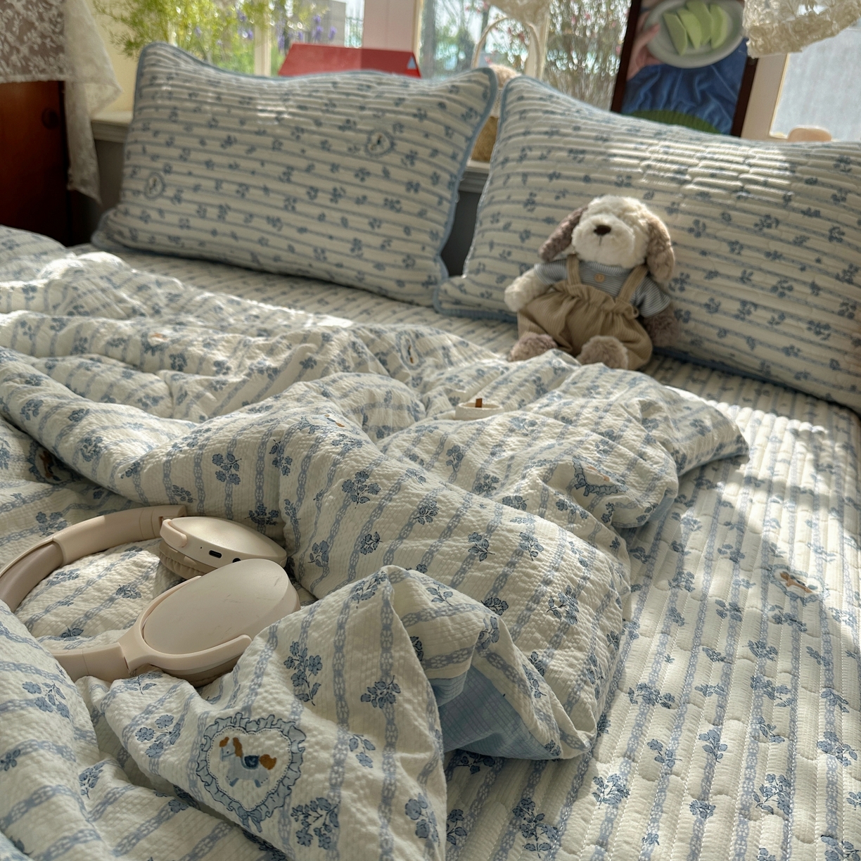 91家纺网 家纺一手货源 找家纺 初念 2026新款高品质A类泡芙纱床盖夏被四件套-青提系列（晚风渐热，温柔续夏） 青提-浅蓝花织