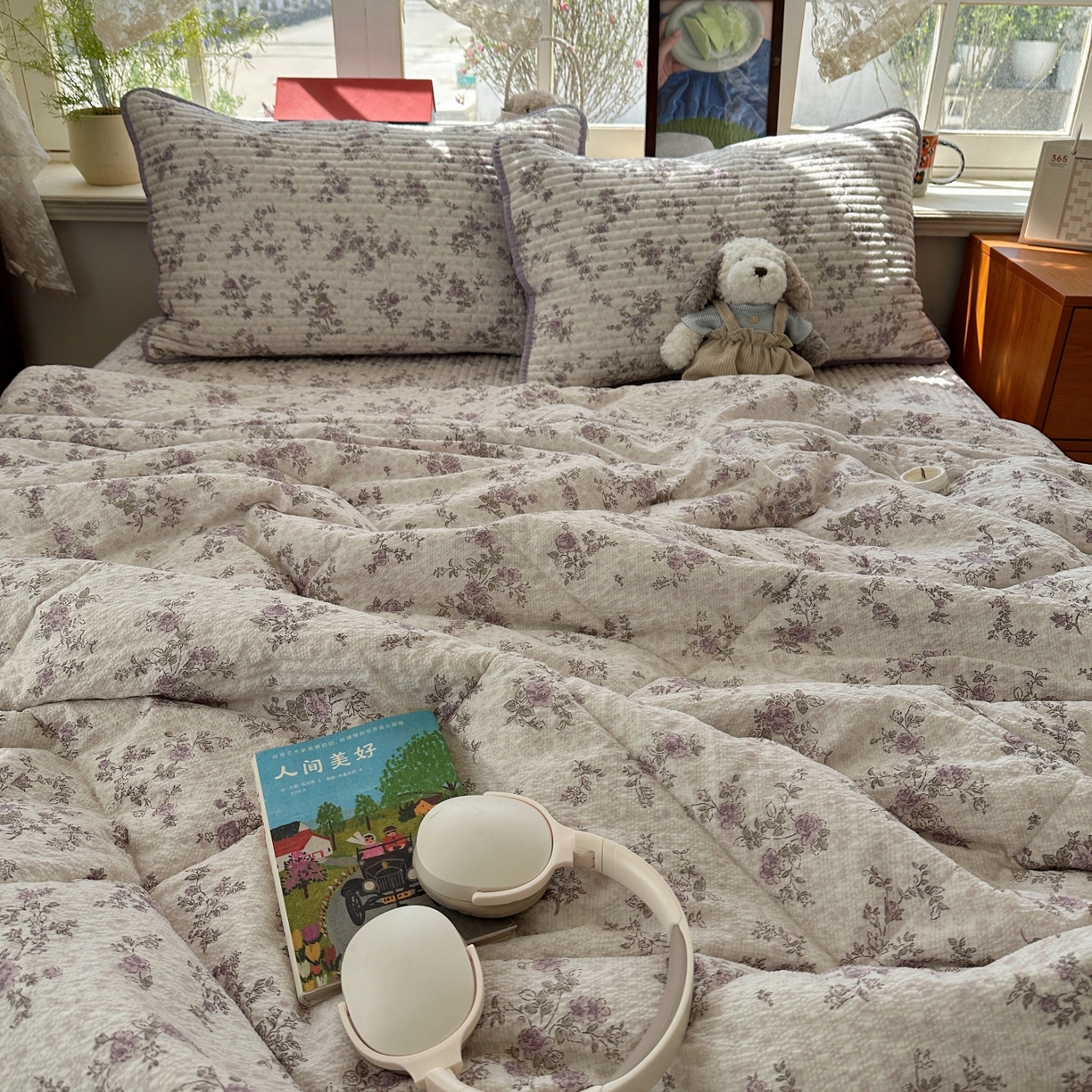 91家纺网 家纺一手货源 找家纺 初念 2026新款高品质A类泡芙纱床盖夏被四件套-青提系列（晚风渐热，温柔续夏） 青提-柔紫碎花屿