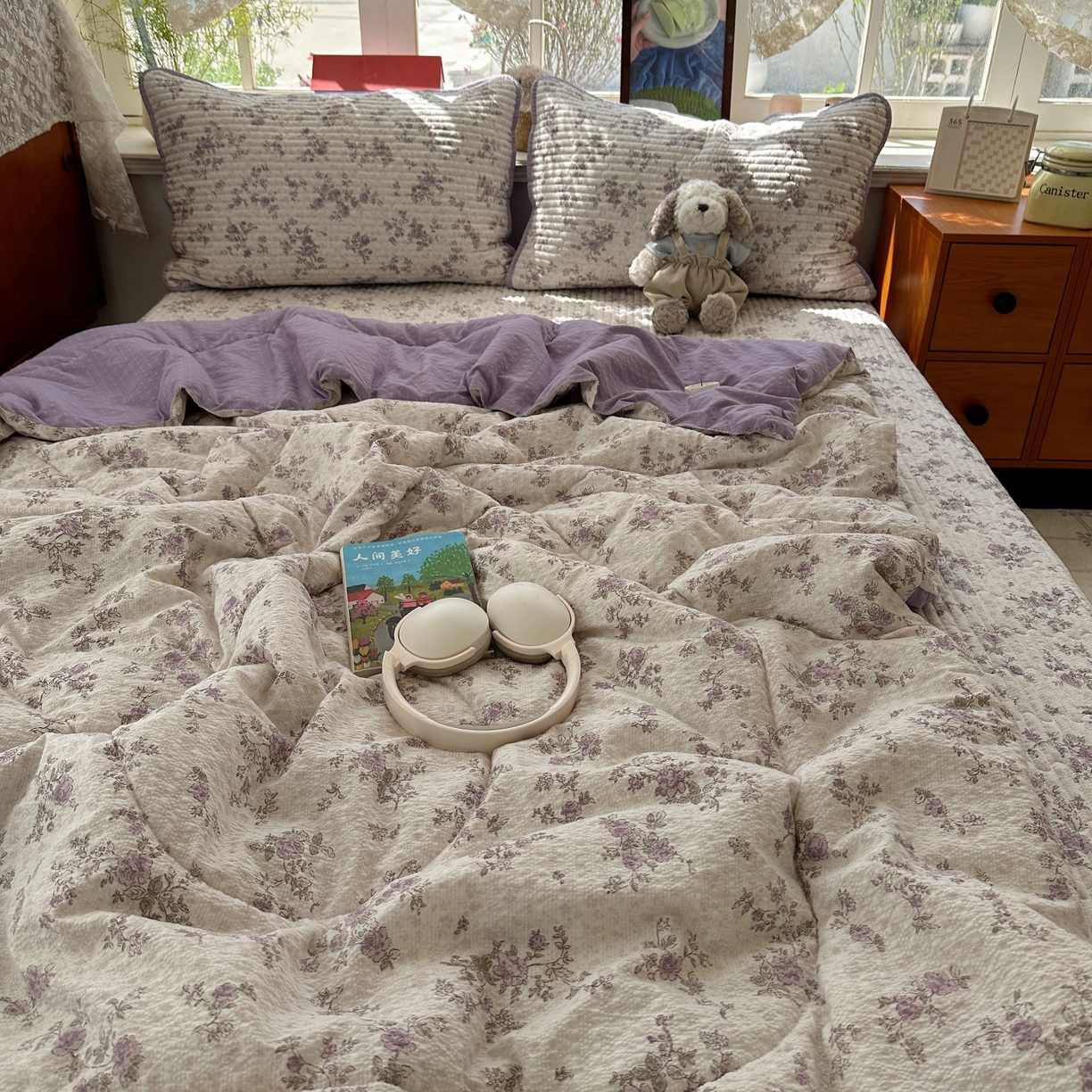 91家纺网 家纺一手货源 找家纺 初念 2026新款高品质A类泡芙纱床盖夏被四件套-青提系列（晚风渐热，温柔续夏） 青提-柔紫碎花屿