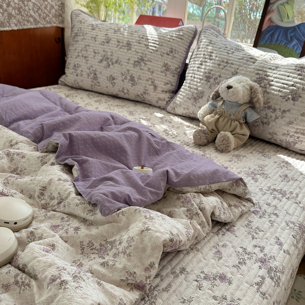 91家纺网 家纺一手货源 找家纺 初念 2026新款高品质A类泡芙纱床盖夏被四件套-青提系列（晚风渐热，温柔续夏） 青提-柔紫碎花屿