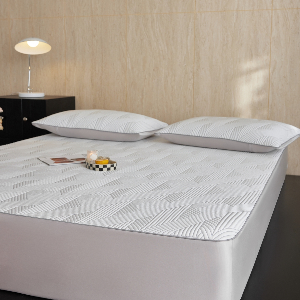 91家纺网 家纺一手货源 找家纺 安莱生活 2026新款A类“冰糕”高分子PE550D床笠款（含银丝款）三件套凉席-第一批 斜屿-灰