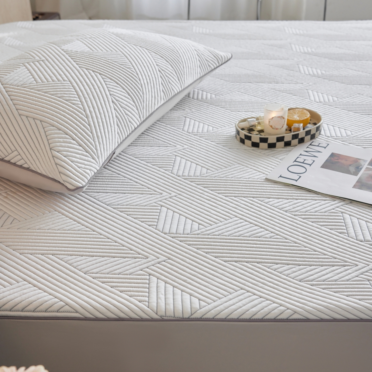 91家纺网 家纺一手货源 找家纺 安莱生活 2026新款A类“冰糕”高分子PE550D床笠款（含银丝款）三件套凉席-第一批 斜屿-灰