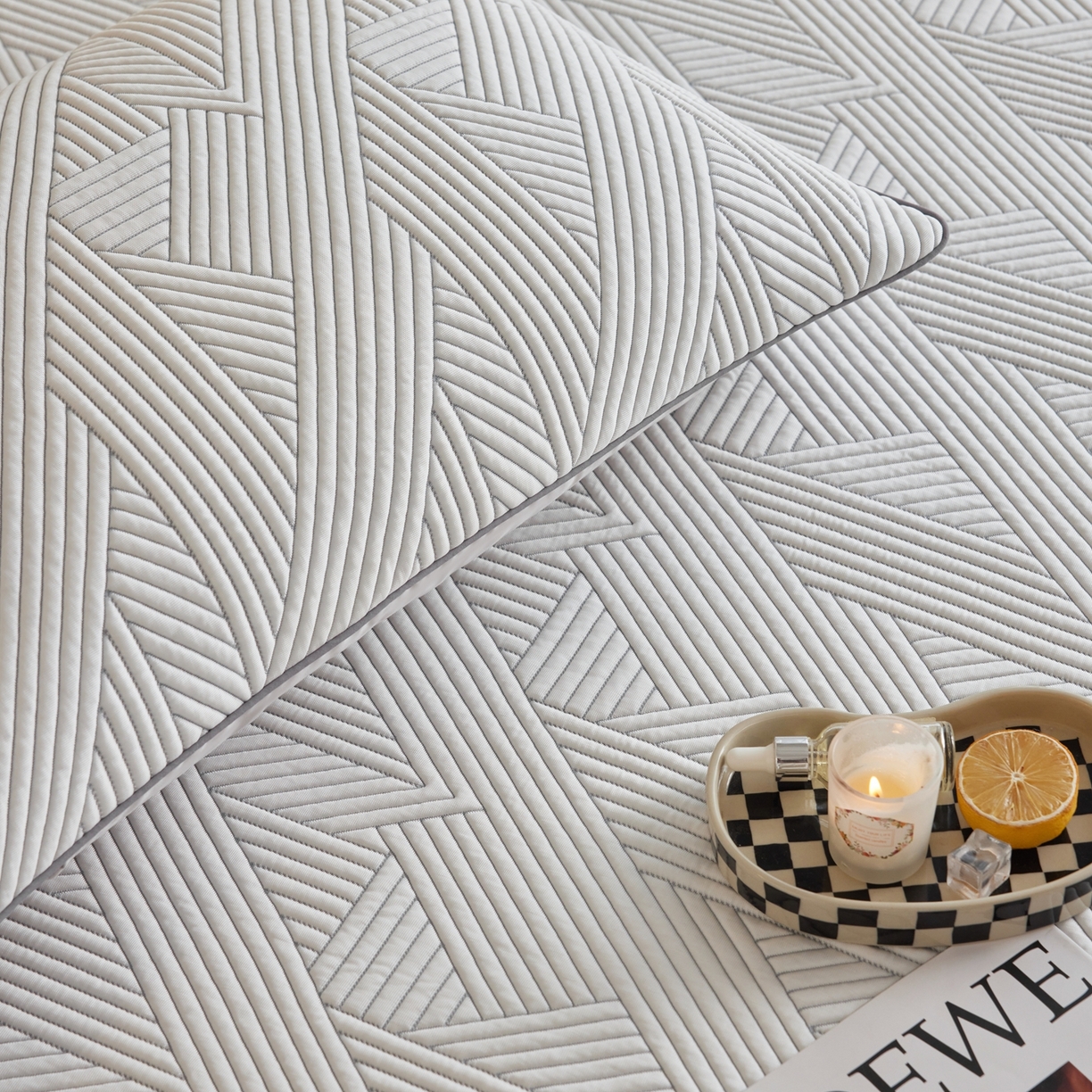 91家纺网 家纺一手货源 找家纺 安莱生活 2026新款A类“冰糕”高分子PE550D床笠款（含银丝款）三件套凉席-第一批 斜屿-灰