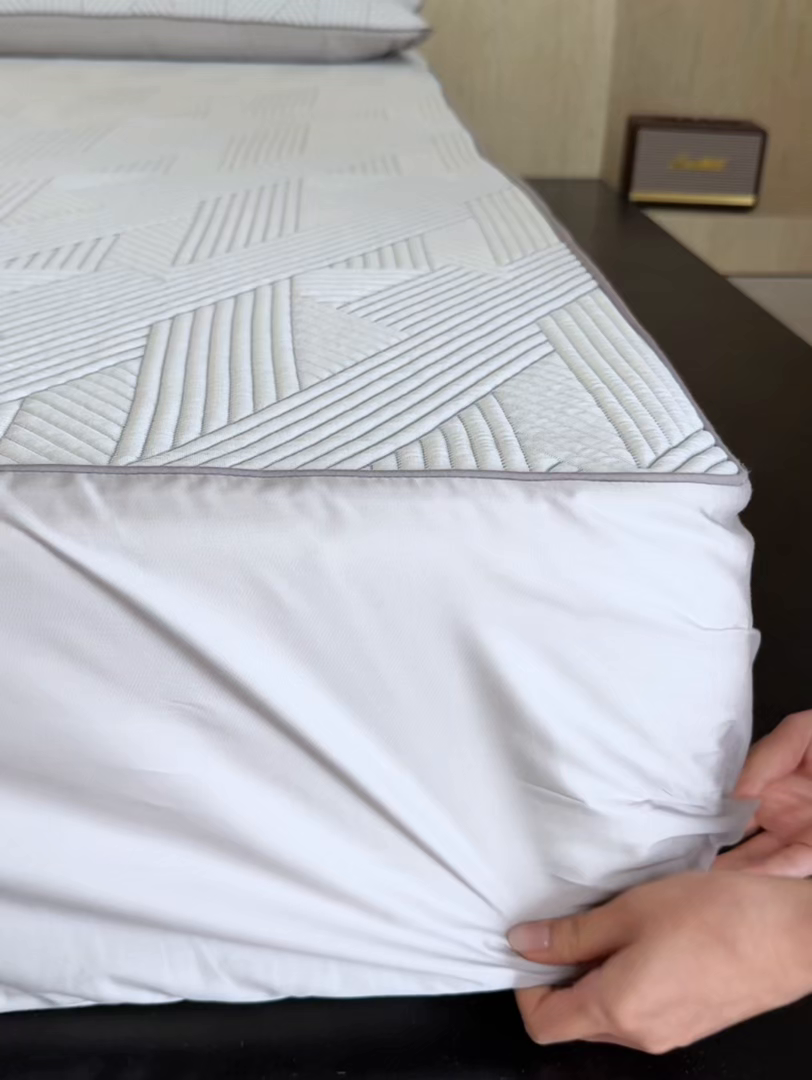 91家纺网 家纺一手货源 找家纺 安莱生活 2026新款A类“冰糕”高分子PE550D床笠款（含银丝款）三件套凉席-第一批 斜屿-灰