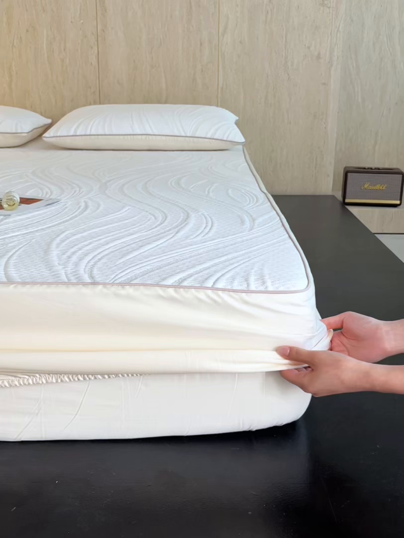 91家纺网 家纺一手货源 找家纺 安莱生活 2026新款A类“冰糕”高分子PE550D床笠款（含银丝款）三件套凉席-第一批 缦纱