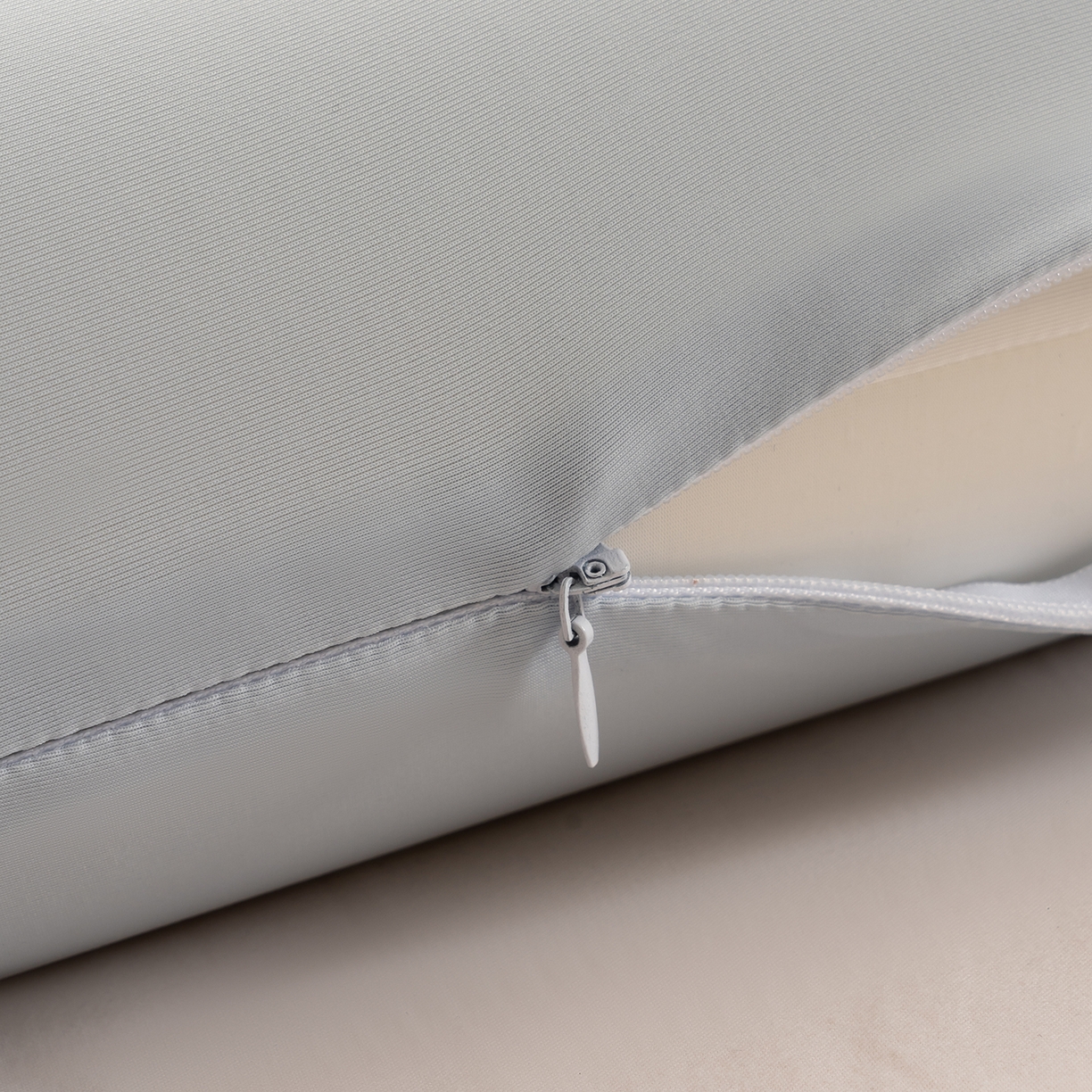 91家纺网 家纺一手货源 找家纺 （总）唯爱品 2026新款锦氨纯色凉感枕套2只装