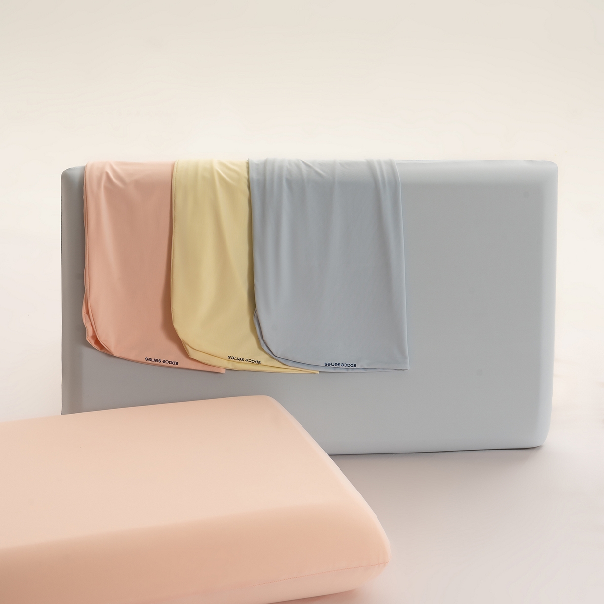 91家纺网 家纺一手货源 找家纺 唯爱品 2026新款锦氨纯色凉感枕套2只装 组合图