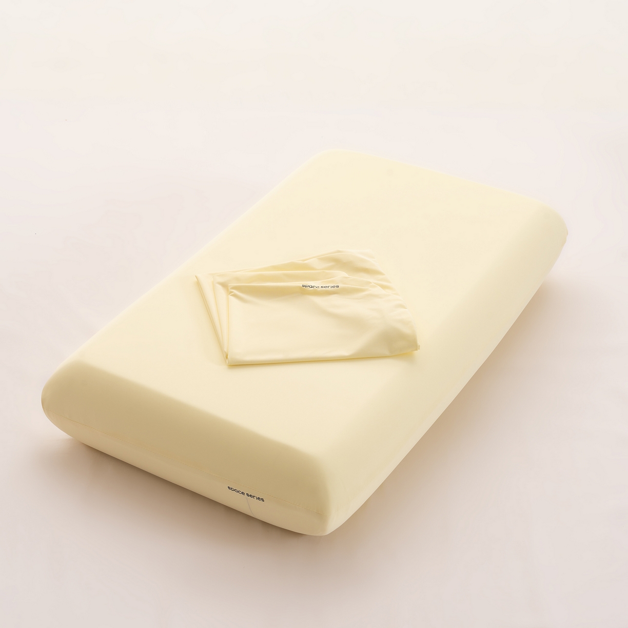 91家纺网 家纺一手货源 找家纺 唯爱品 2026新款锦氨纯色凉感枕套2只装 浅黄色