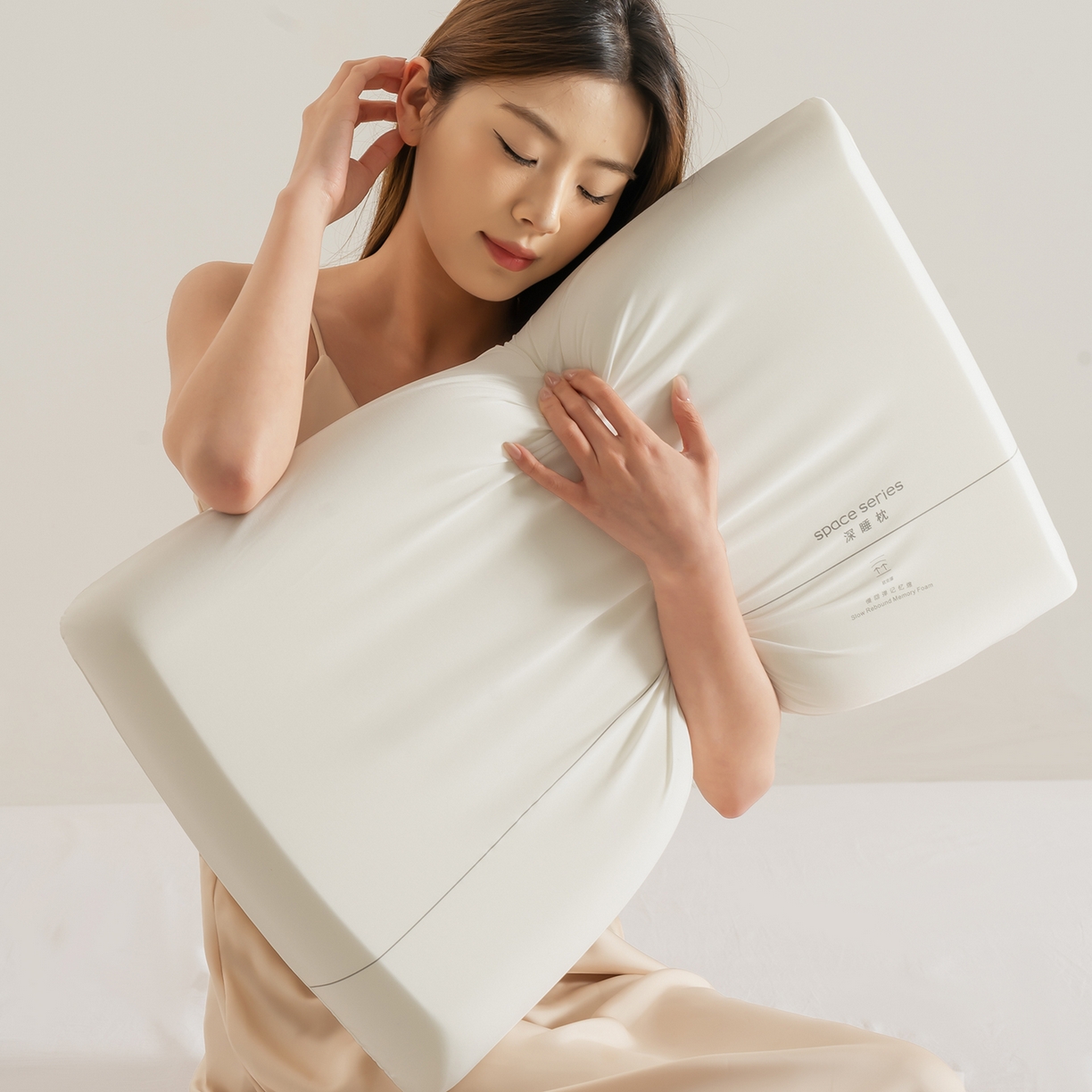 91家纺网 家纺一手货源 找家纺 （总）唯爱品 2026新款大白记忆枕单芯升级款酒店款40D记忆绵枕头枕芯