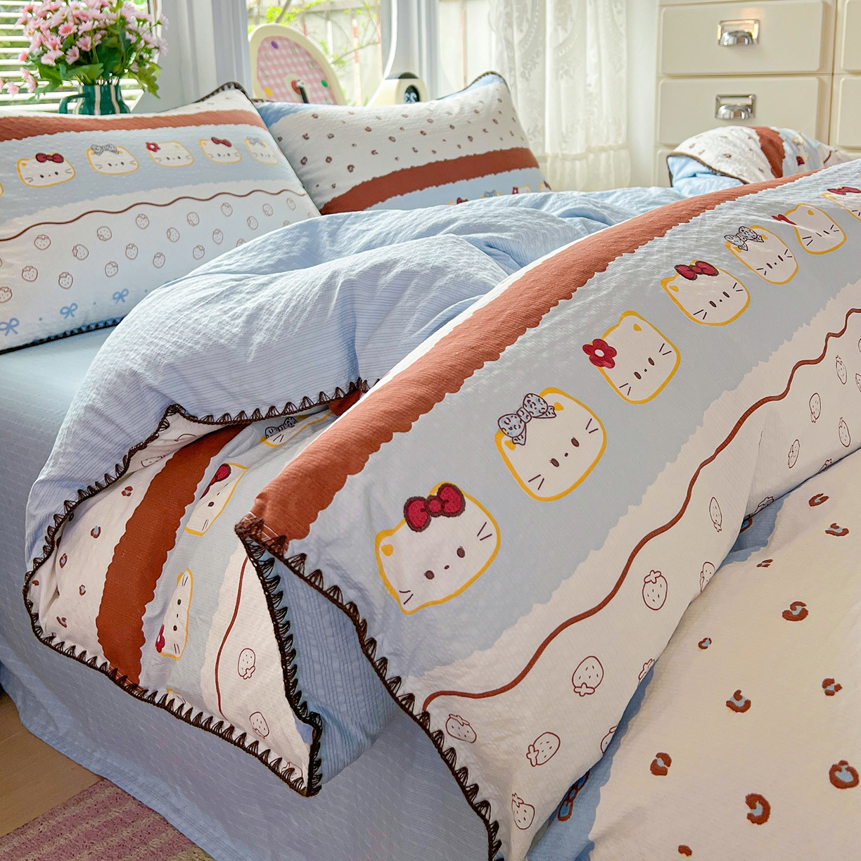 91家纺网 家纺一手货源 找家纺 恒尚居 2026新款泡芙纱四件套贝壳绣边床盖套件单被套床单床笠 【波点奶芙】贝壳边