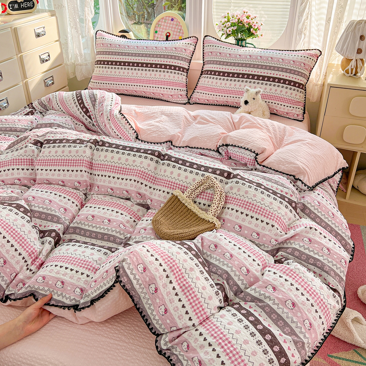 91家纺网 家纺一手货源 找家纺 恒尚居 2026新款泡芙纱四件套贝壳绣边床盖套件单被套床单床笠 【粉糖泡泡猫】贝壳边