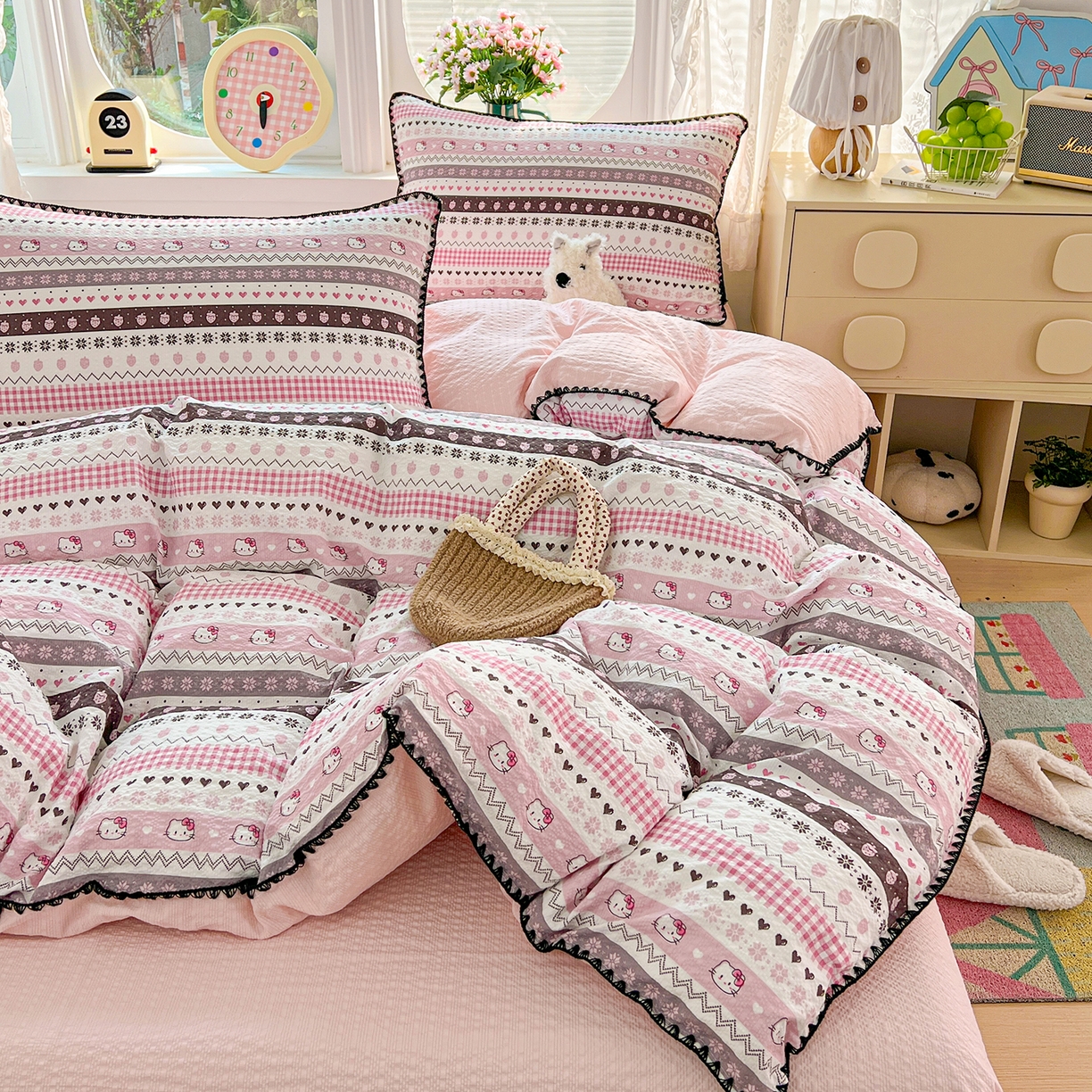 91家纺网 家纺一手货源 找家纺 恒尚居 2026新款泡芙纱四件套贝壳绣边床盖套件单被套床单床笠 【粉糖泡泡猫】贝壳边