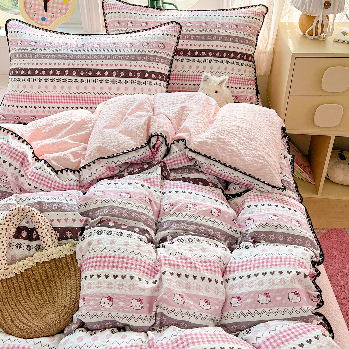 91家纺网 家纺一手货源 找家纺 恒尚居 2026新款泡芙纱四件套贝壳绣边床盖套件单被套床单床笠 【粉糖泡泡猫】贝壳边