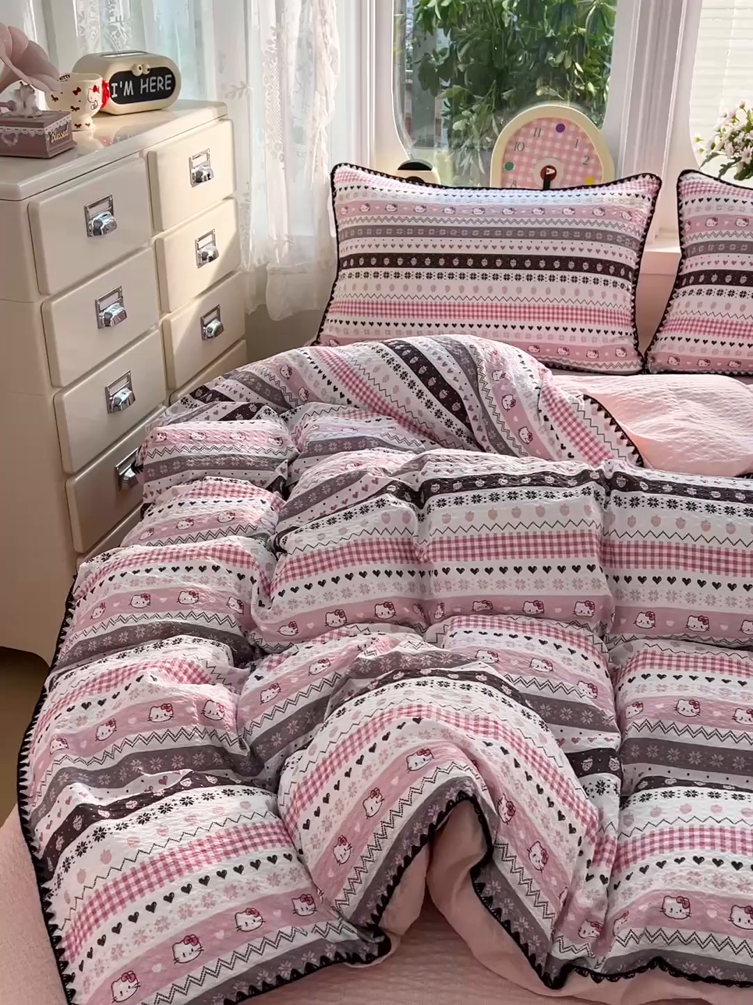 91家纺网 家纺一手货源 找家纺 恒尚居 2026新款泡芙纱四件套贝壳绣边床盖套件单被套床单床笠 【粉糖泡泡猫】贝壳边