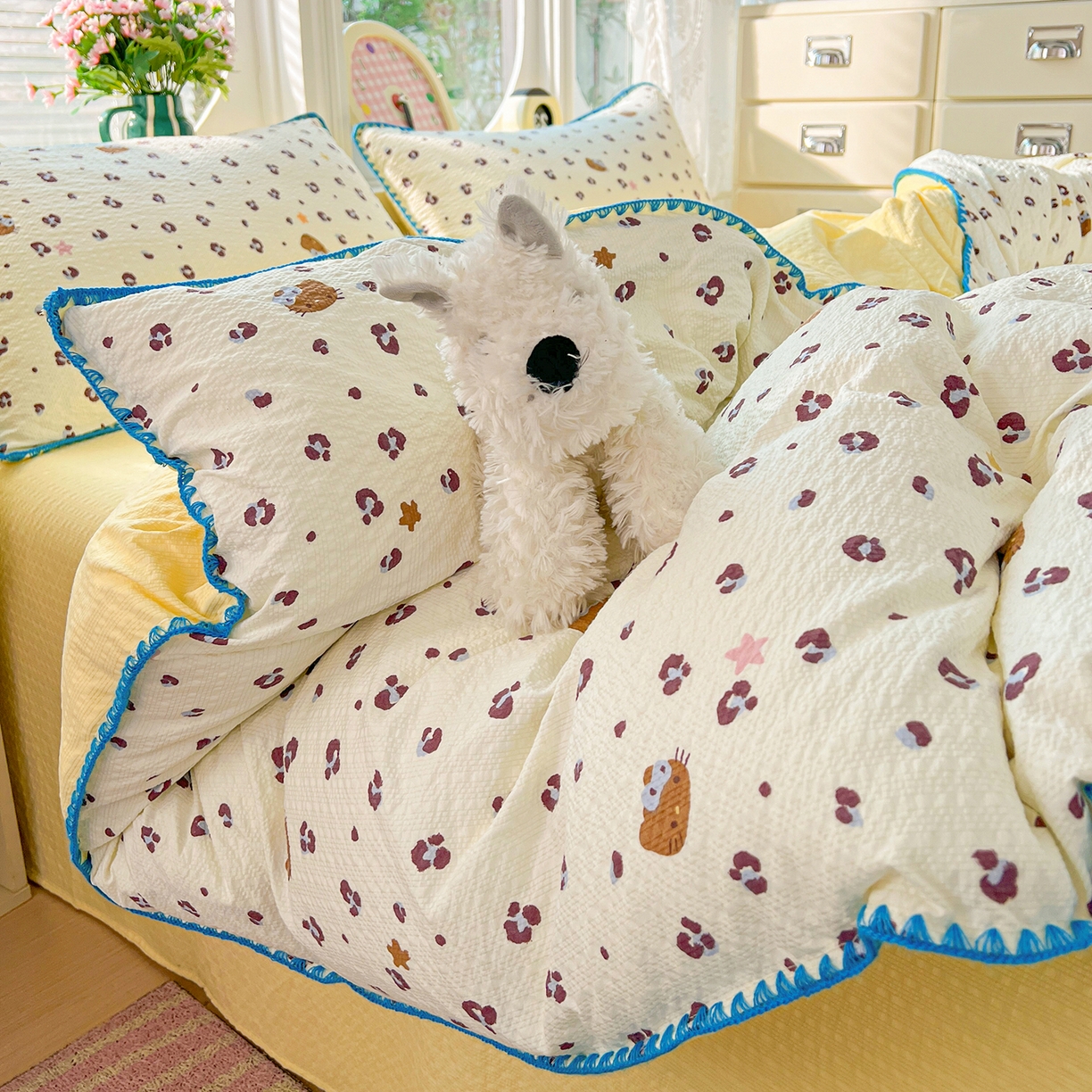 91家纺网 家纺一手货源 找家纺 恒尚居 2026新款泡芙纱四件套贝壳绣边床盖套件单被套床单床笠 【奶呼小猫】贝壳边