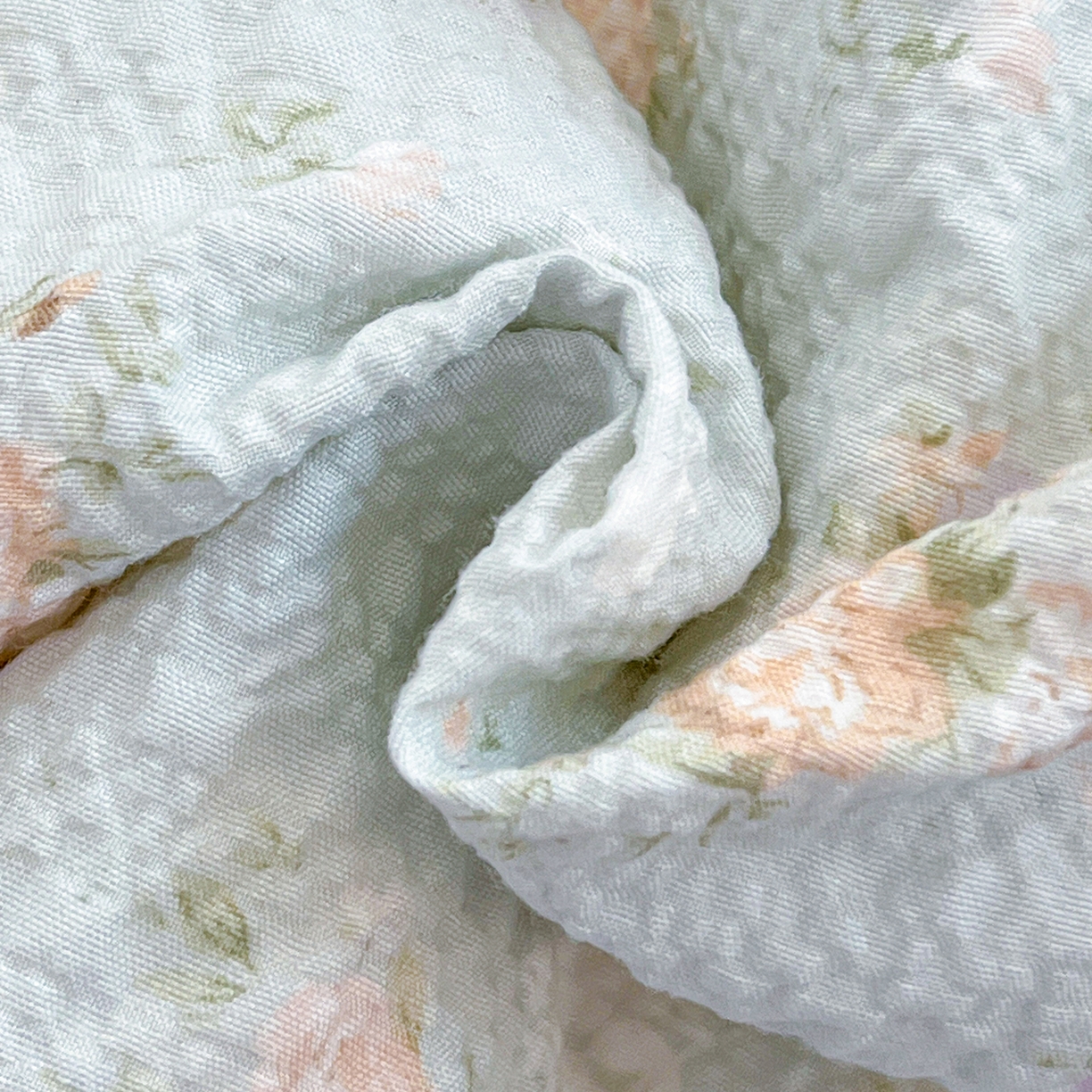 91家纺网 家纺一手货源 找家纺 恒尚居 2026新款泡芙纱四件套贝壳绣边床盖套件单被套床单床笠 【清新粉玫瑰】贝壳边