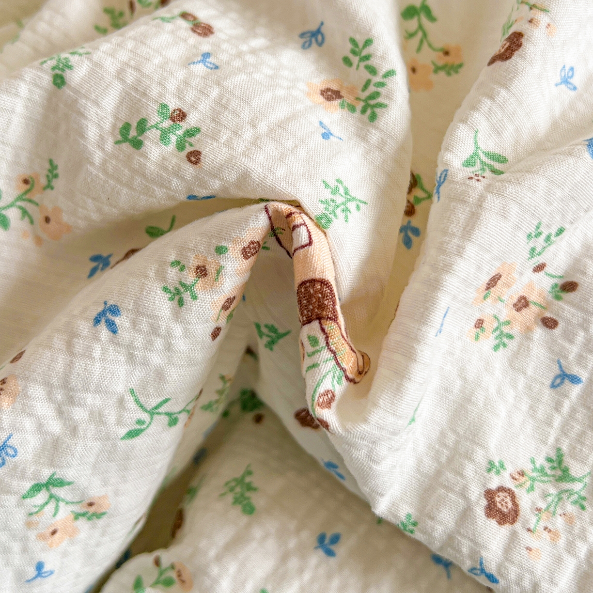 91家纺网 家纺一手货源 找家纺 恒尚居 2026新款泡芙纱四件套贝壳绣边床盖套件单被套床单床笠 【碎花摇摇马】贝壳边