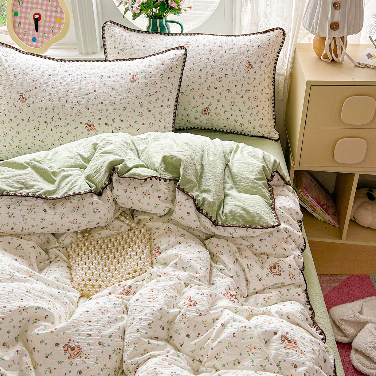 91家纺网 家纺一手货源 找家纺 恒尚居 2026新款泡芙纱四件套贝壳绣边床盖套件单被套床单床笠 【碎花摇摇马】贝壳边