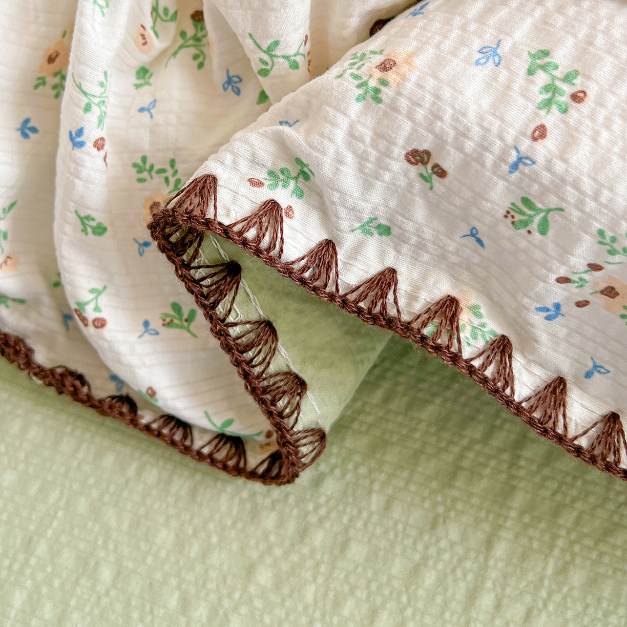 91家纺网 家纺一手货源 找家纺 恒尚居 2026新款泡芙纱四件套贝壳绣边床盖套件单被套床单床笠 【碎花摇摇马】贝壳边