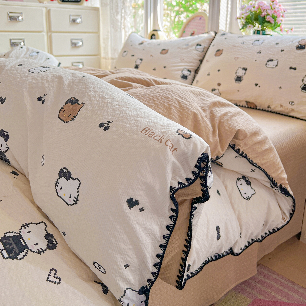 91家纺网 家纺一手货源 找家纺 恒尚居 2026新款泡芙纱四件套贝壳绣边床盖套件单被套床单床笠 【甜妹小猫】贝壳边