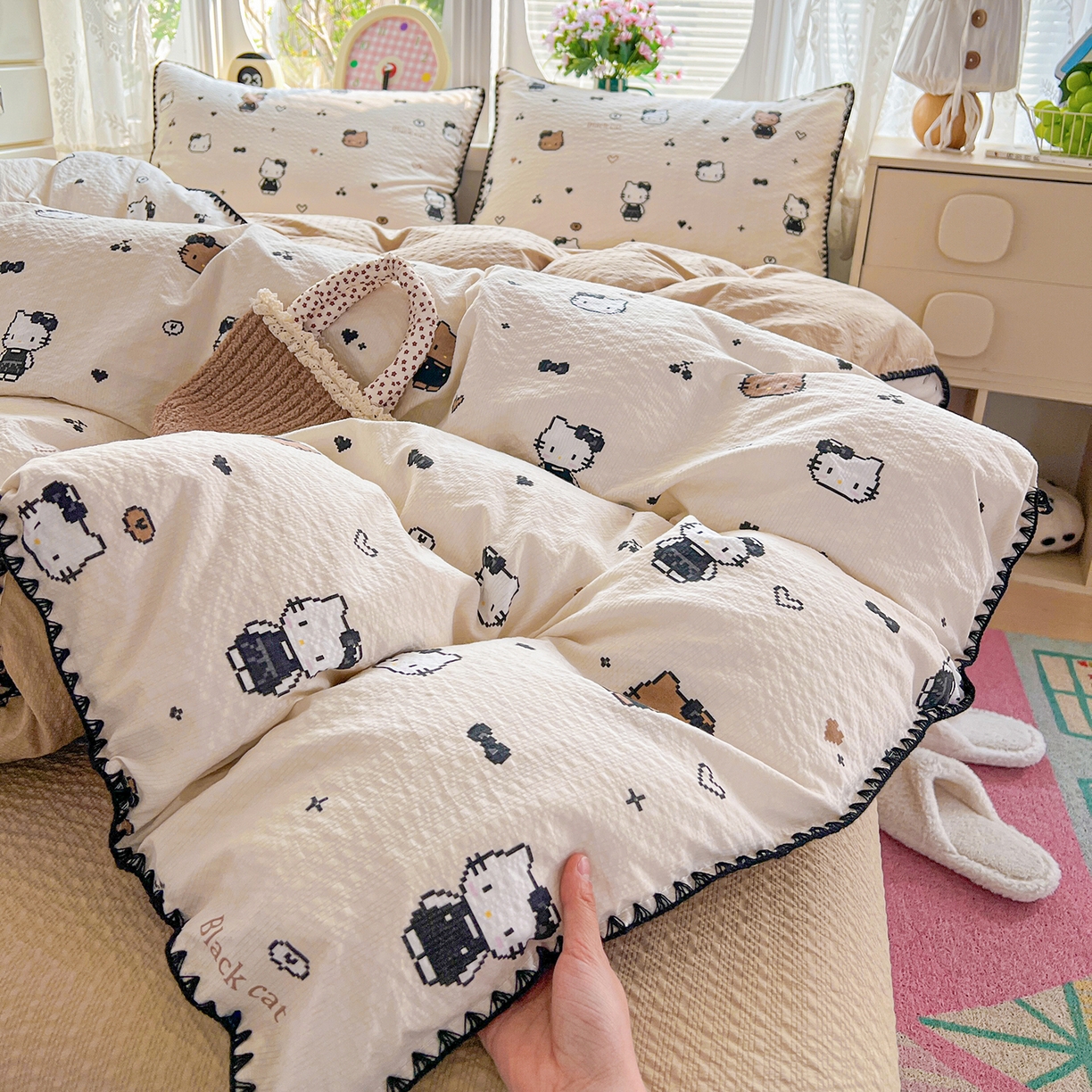 91家纺网 家纺一手货源 找家纺 恒尚居 2026新款泡芙纱四件套贝壳绣边床盖套件单被套床单床笠 【甜妹小猫】贝壳边