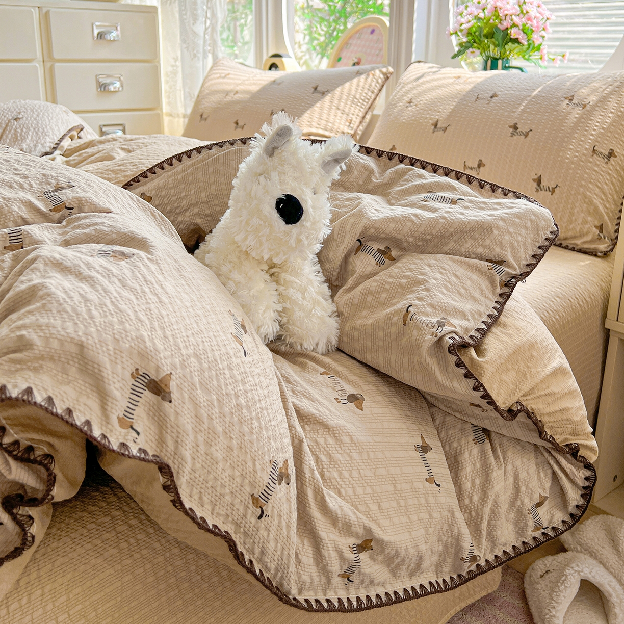 91家纺网 家纺一手货源 找家纺 恒尚居 2026新款泡芙纱四件套贝壳绣边床盖套件单被套床单床笠 【旺财】贝壳边