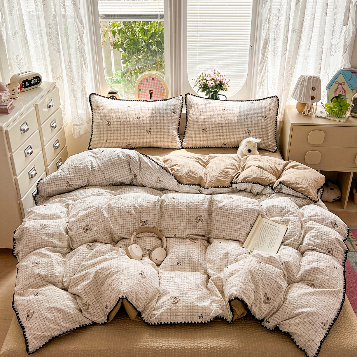 恒尚居 2026新款泡芙纱四件套贝壳绣边床盖套件单被套床单床笠 【细格木马】贝壳边