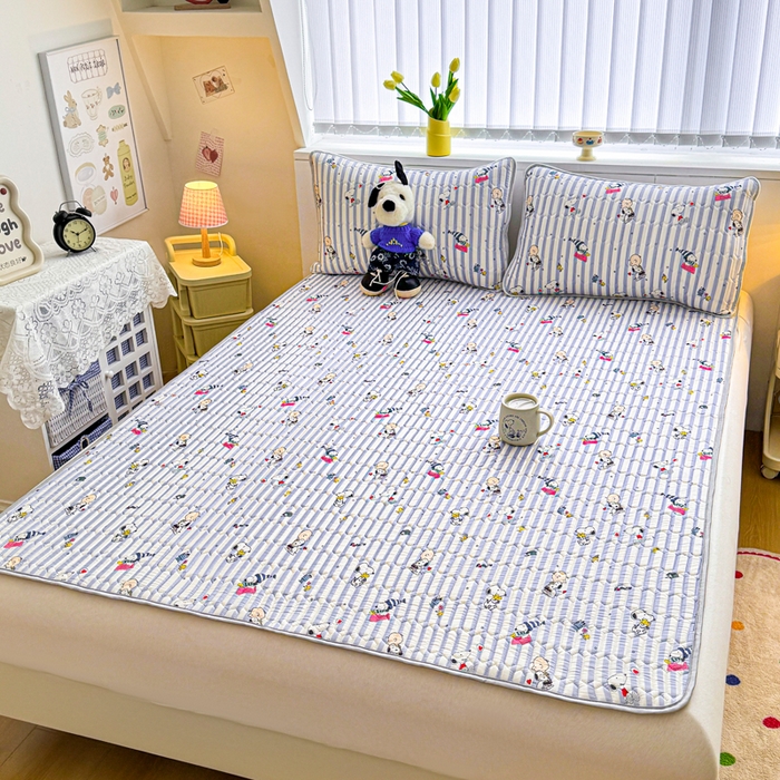 91家纺网 家纺一手货源 找家纺 梓之赫 2026新款史努比凉感丝乳胶凉席席子夏被夏凉被空调被 史努比俱乐部