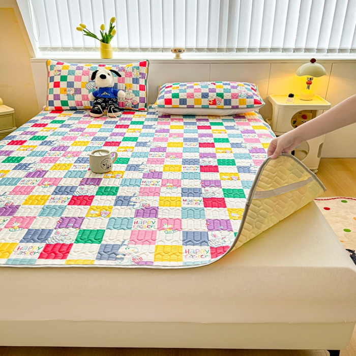 91家纺网 家纺一手货源 找家纺 梓之赫 2026新款史努比凉感丝乳胶凉席席子夏被夏凉被空调被 史努比彩虹格