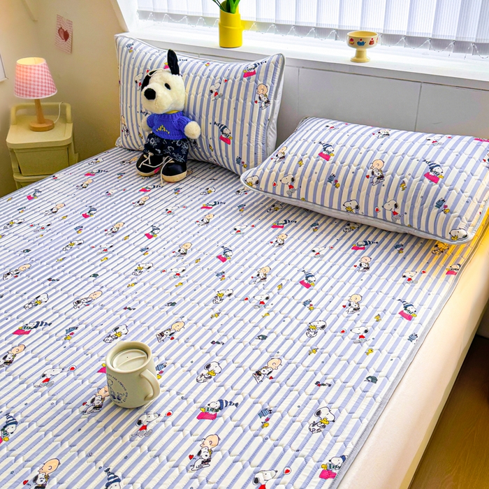 91家纺网 家纺一手货源 找家纺 梓之赫 2026新款史努比凉感丝乳胶凉席席子夏被夏凉被空调被 史努比俱乐部