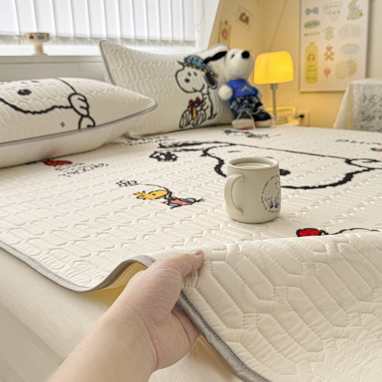 91家纺网 家纺一手货源 找家纺 梓之赫 2026新款史努比凉感丝乳胶凉席席子夏被夏凉被空调被 史努比快乐世界