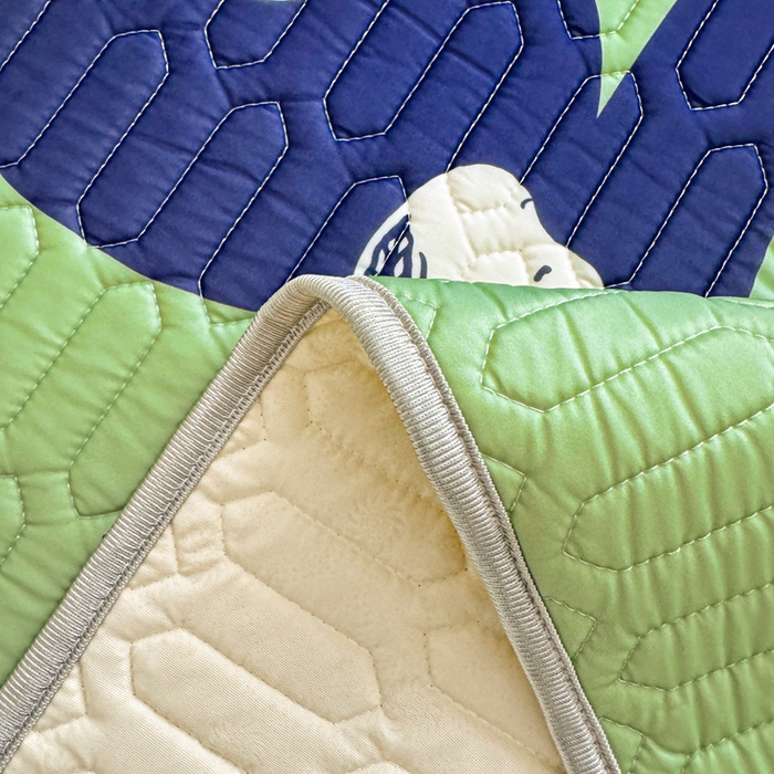 91家纺网 家纺一手货源 找家纺 梓之赫 2026新款史努比凉感丝乳胶凉席席子夏被夏凉被空调被 史努比街头滑板