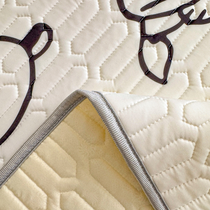 91家纺网 家纺一手货源 找家纺 梓之赫 2026新款史努比凉感丝乳胶凉席席子夏被夏凉被空调被 史努比乐园