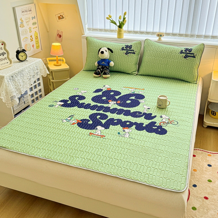 91家纺网 家纺一手货源 找家纺 梓之赫 2026新款史努比凉感丝乳胶凉席席子夏被夏凉被空调被 史努比街头滑板